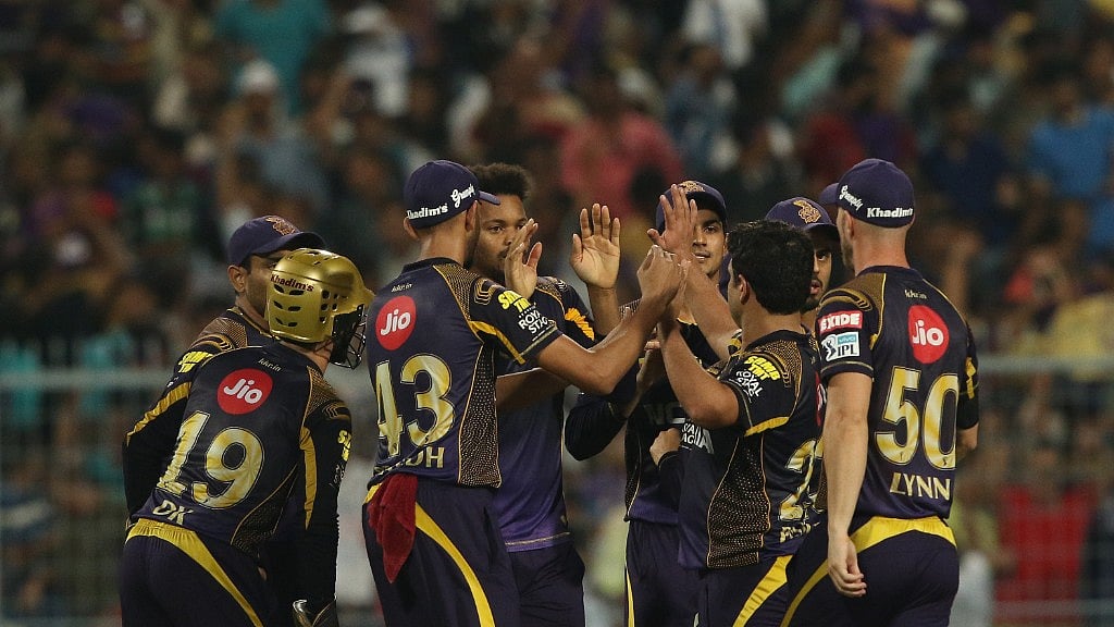 Kolkata Knight Riders celebrate the fall off Sanju Samson in the Eliminator of IPL 2018