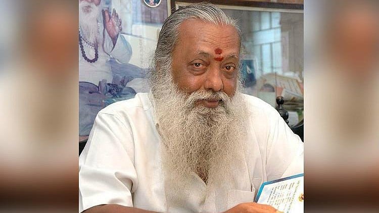 Balakumaran, an accomplished novelist, had also written dialogues for films like ‘Nayakan’ and ‘Baasha’.