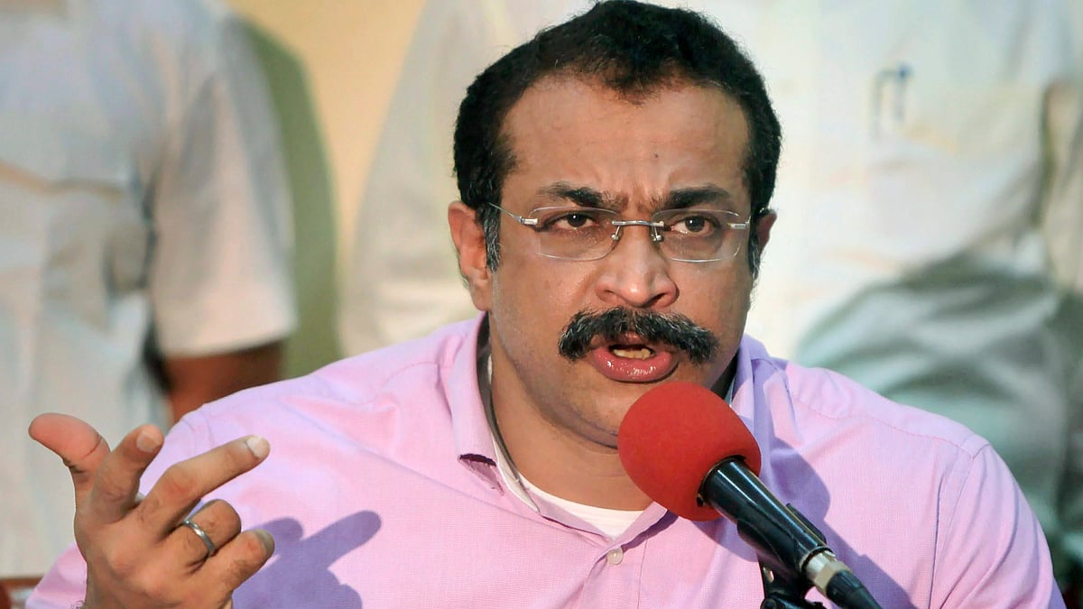 Himanshu Roy, former chief of the Maharashtra Anti-Terrorism Squad, committed suicide on 11 May at his residence.