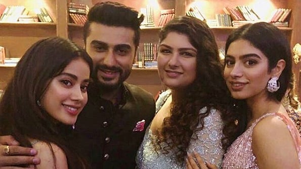 Janhvi with Arjun, Anshula and Khushi Kapoor. 