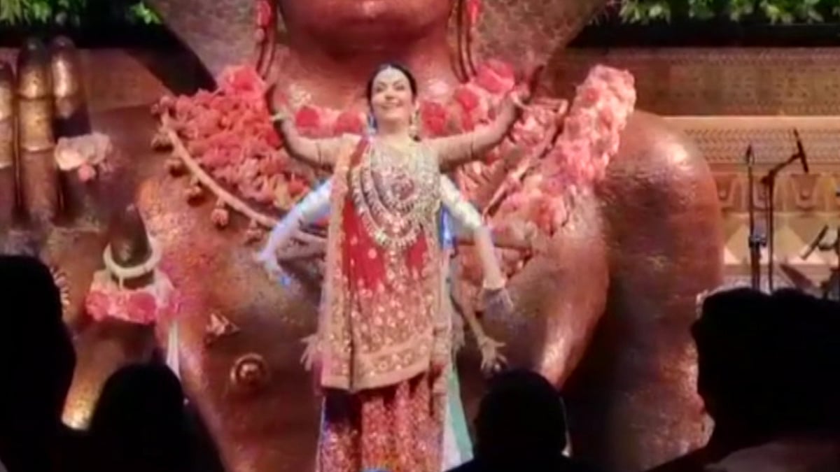 Nita Ambani dances at son’s pre-engagement party