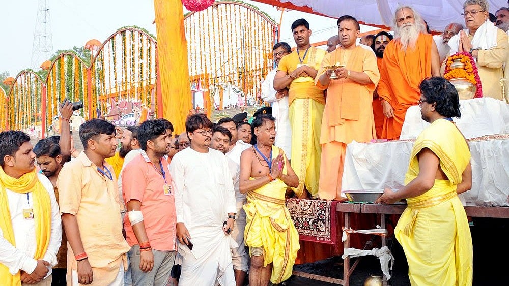 Yogi Adityanath worships River Sarayu in Ayodhya.