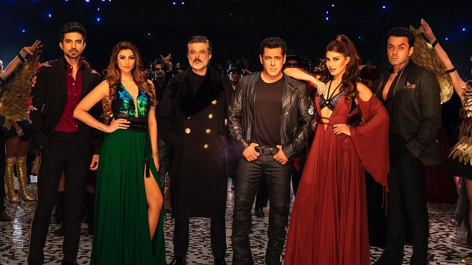 The cast of <i>Race 3</i>.