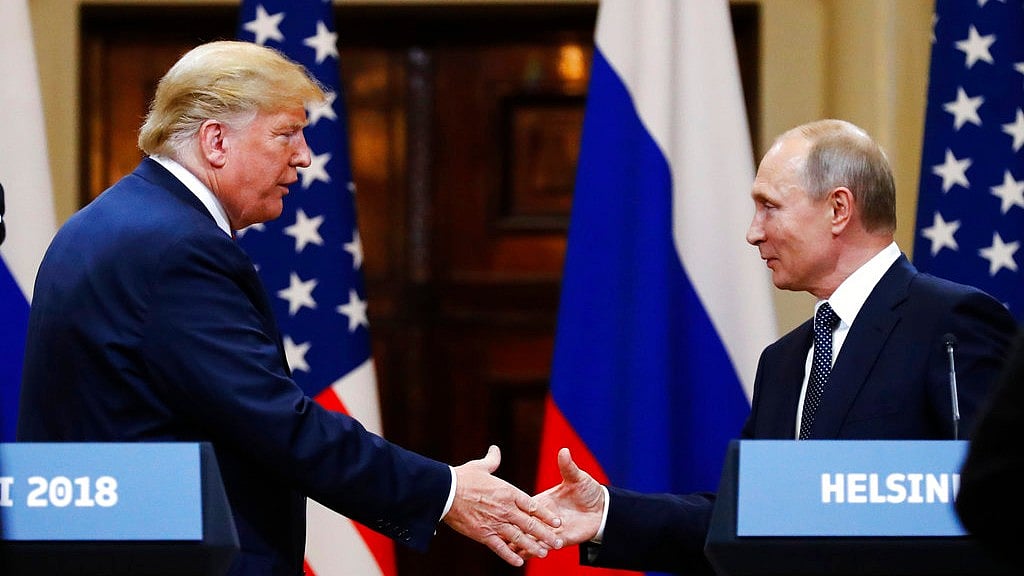 US President Donald trump with Russian President Vladimir Putin. 