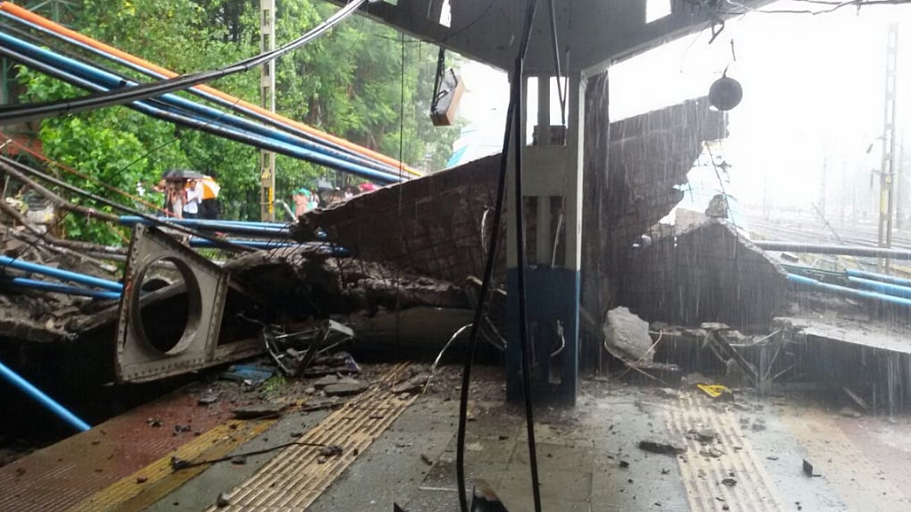 The bridge collapse has disrupted local train services in Mumbai, as overhead wires have been affected due to the incident.