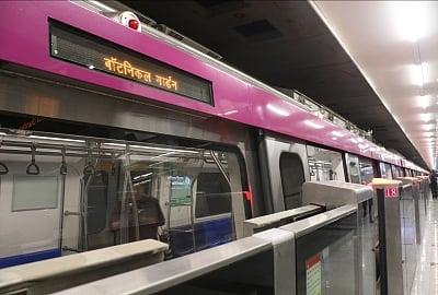 Delhi metro