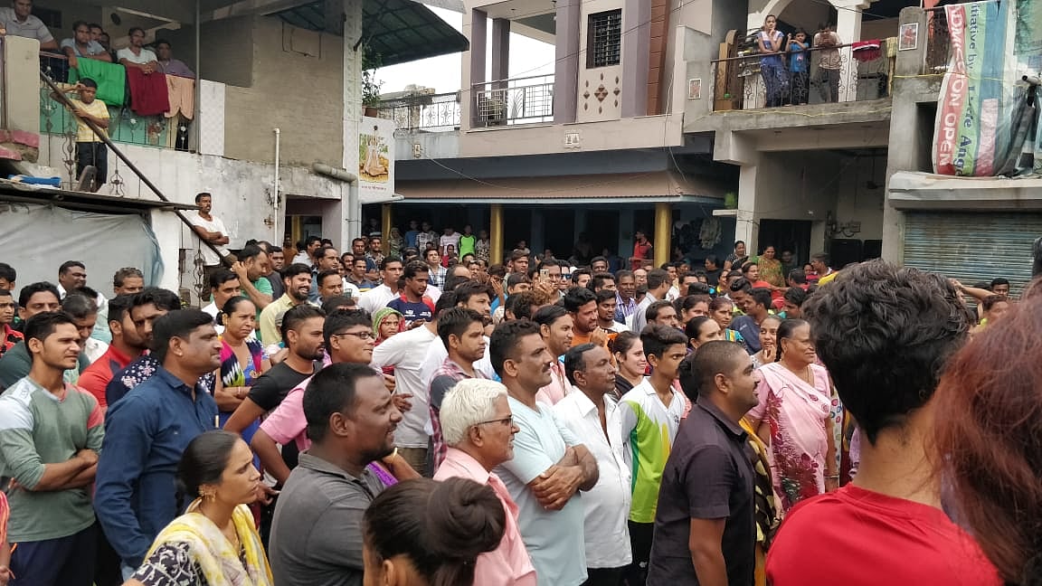 Residents of Ahmedabad’s Charranagar protest on 27 July, alleging that 300-400 policemen broke into their houses, dragged them out and thrashed them.