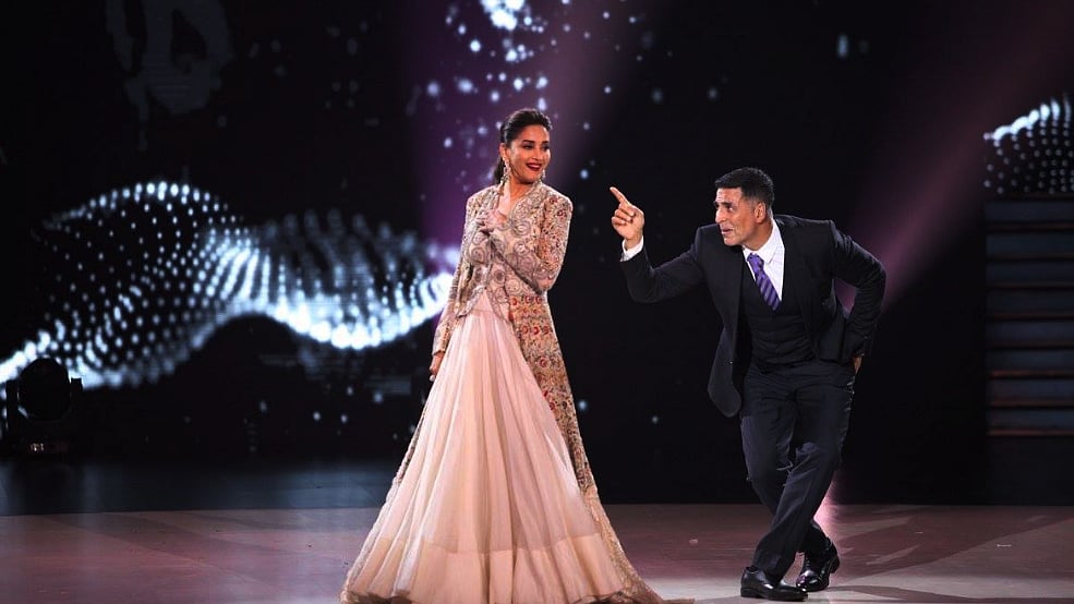 Akshay Kumar was recently a guest on the show Dance Deewane where Madhuri Dixit is the judge, to promote his film Gold.