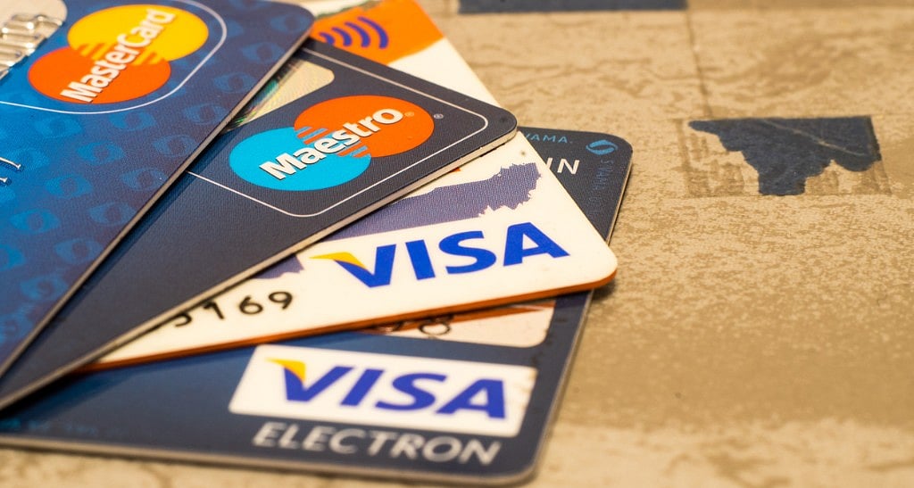 RBI announced the extension of the deadline for ‘authentication on card’ payments