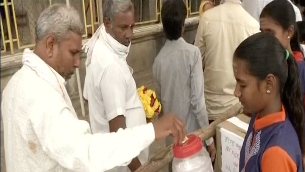 Shreya and Shraddha spend an hour after school daily going to businesses, places of worship and petrol pumps asking for donations.&nbsp;