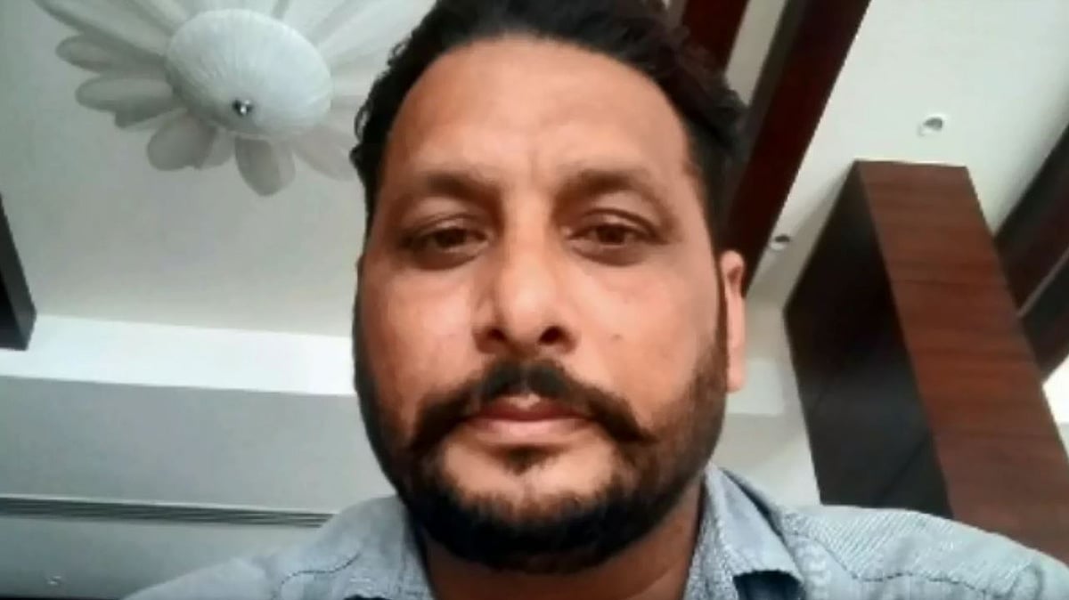AAP  candidate Harvinder Singh Hinda for Zila Parishad polls was found murdered in Bathinda, Punjab.