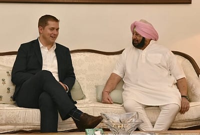 Chandigarh: Leader of Opposition and Conservative Party of Canada, Andrew Scheer meets Punjab Chief Minister Captain Amarinder Singh, in Chandigarh on Oct 10, 2018. (Photo: IANS)