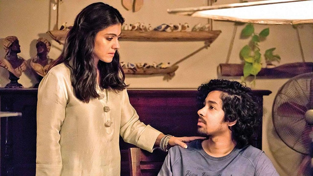 Kajol and Riddhi Sen in <i>Helicopter Eela.&nbsp;</i>