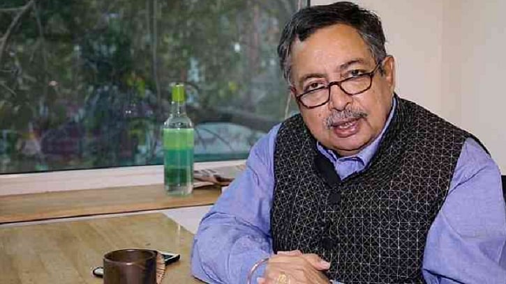 File image of senior journalist Vinod Dua.