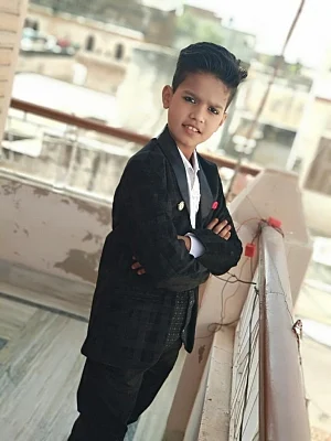 story-hero-img