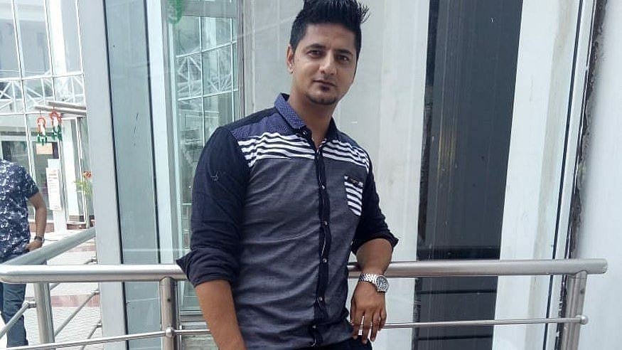 story-hero-img