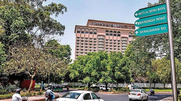 Mangalam, an NRI businessman, had checked into the hotel around 2.30 am on 7 November  and was to check out on  8 November.