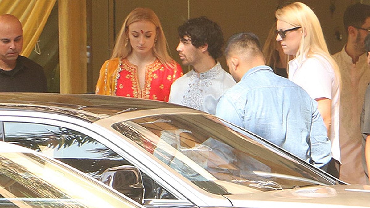 Desi Twitter is loving Sophie Turner’s look for PC’s puja.&nbsp;