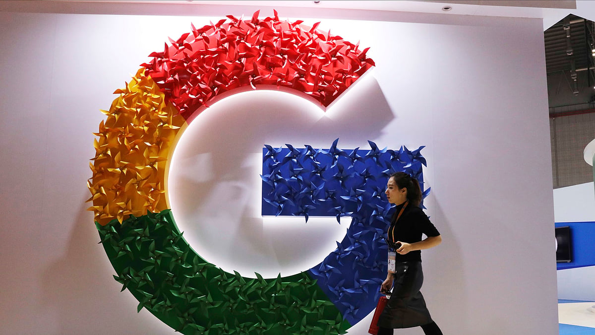 Google Gboard’s VP of product lead said in a blog post that the Google keyboard will suggest emoji’s and GIFs on its own as per the user’s input.