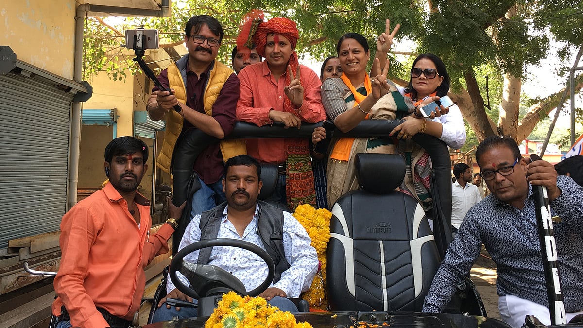 <b>The Quint</b>’s Neeraj Gupta with Akash Vijayvargiya.