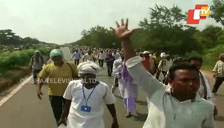 The NNKS launched an eight-day-long ‘Jan Satyagraha Padayatra’ from October 29.