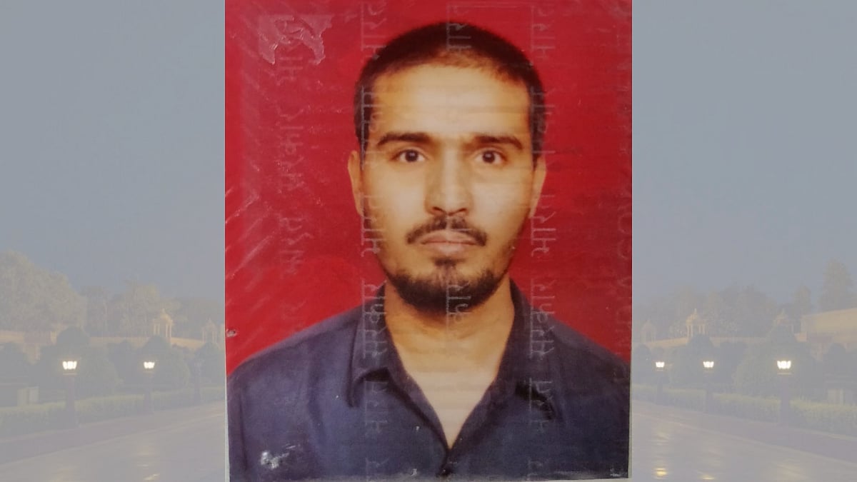 Mohammed Farooq Shaikh was nabbed by the Crime Branch from Ahmedabad airport on Monday.&nbsp;