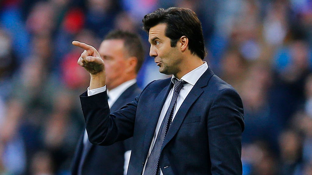 Santiago Solari gestures during a La Liga match.