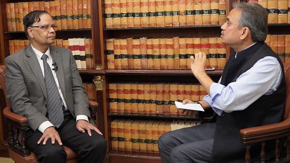 In an exclusive interview with The Quint’s Editorial Director Sanjay Pugalia, Panagariya spoke at length about issues like increase in banking NPAs (non performing assets), the situation of Indian economy