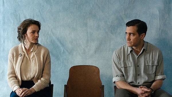 Jake Gyllenhaal and Carey Mulligan in a still from <i>Wildlife</i>.