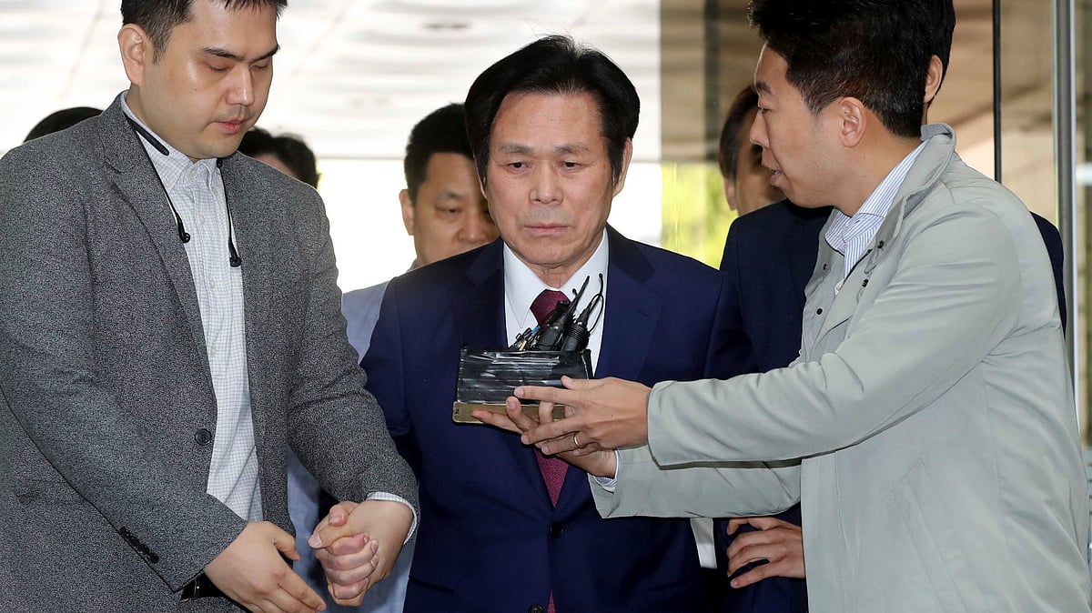South Korean pastor Lee Jae-rock arrives for hearing at the Seoul Central District Court in Seoul, South Korea. 