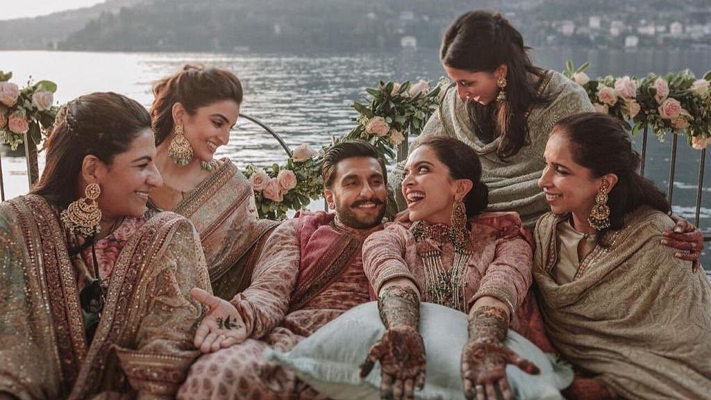 Ladkiwale and Ladkewale dressed in Sabyasachi.&nbsp;
