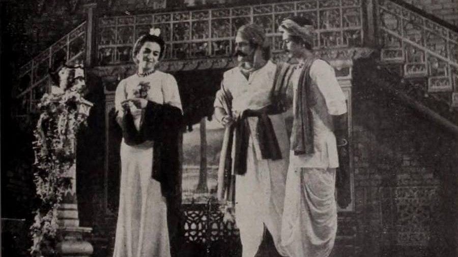 Prithviraj Kapoor with Zohra Sehgal and Sajjan in <i>Deewar</i>.