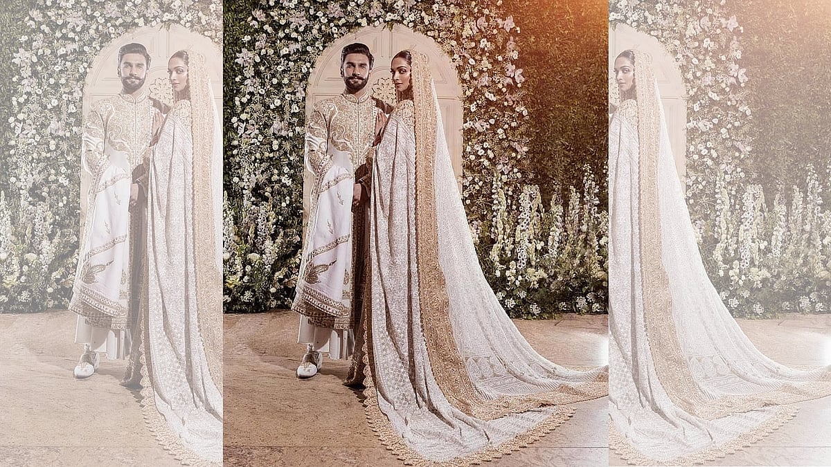 Deepika Padukone & Ranveer Singh at their Mumbai reception.