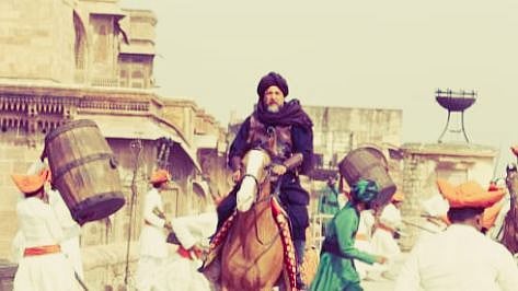 story-hero-img