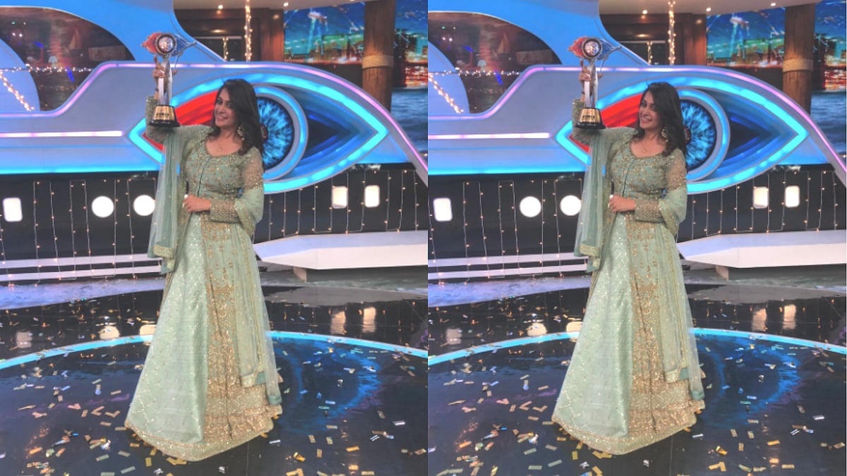 Dipika Kakar with the <i>Bigg Boss </i>trophy.