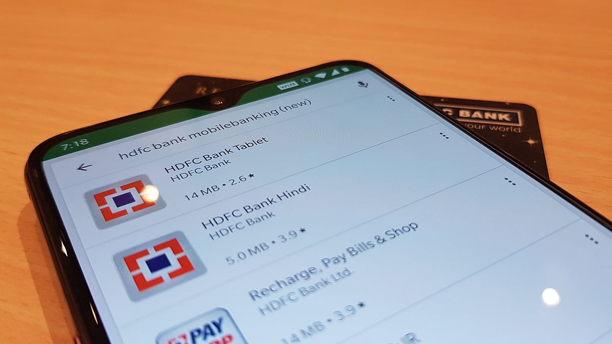 HDFC customers having a hard time with online platforms.
