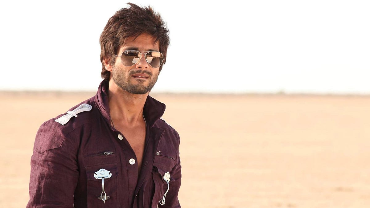 Shahid Kapoor says “all is well” to his fans.