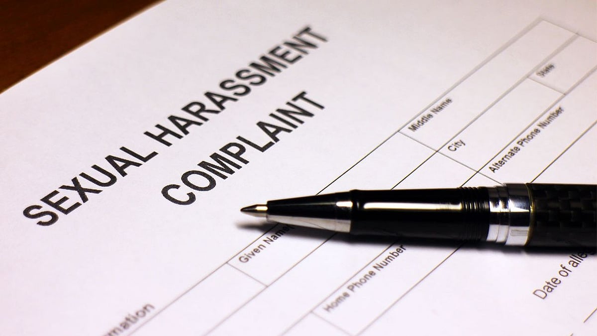 An employee of a 5-star hotel in Mumbai was arrested for molesting a Canadian woman.