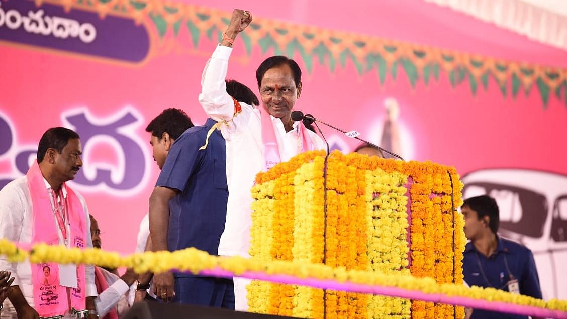 Telangana CM KCR addressing a gathering at Praja Ashirvada Sabha at Parade Grounds, Hyderabad on 2 December.&nbsp;