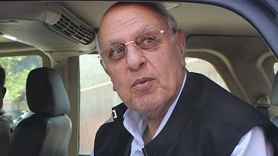 Farooq Abdullah said he had pleaded Abdul Gani Lone not to get guns to the Valley. 