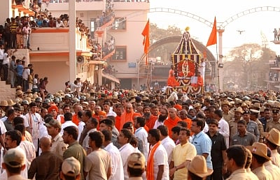 Last rites of Sri Shivakumara Swami, who passed away at the age of 111 years, at the Siddaganga Mutt in Tumukuru, Karnataka, on 22 January 2019.&nbsp;