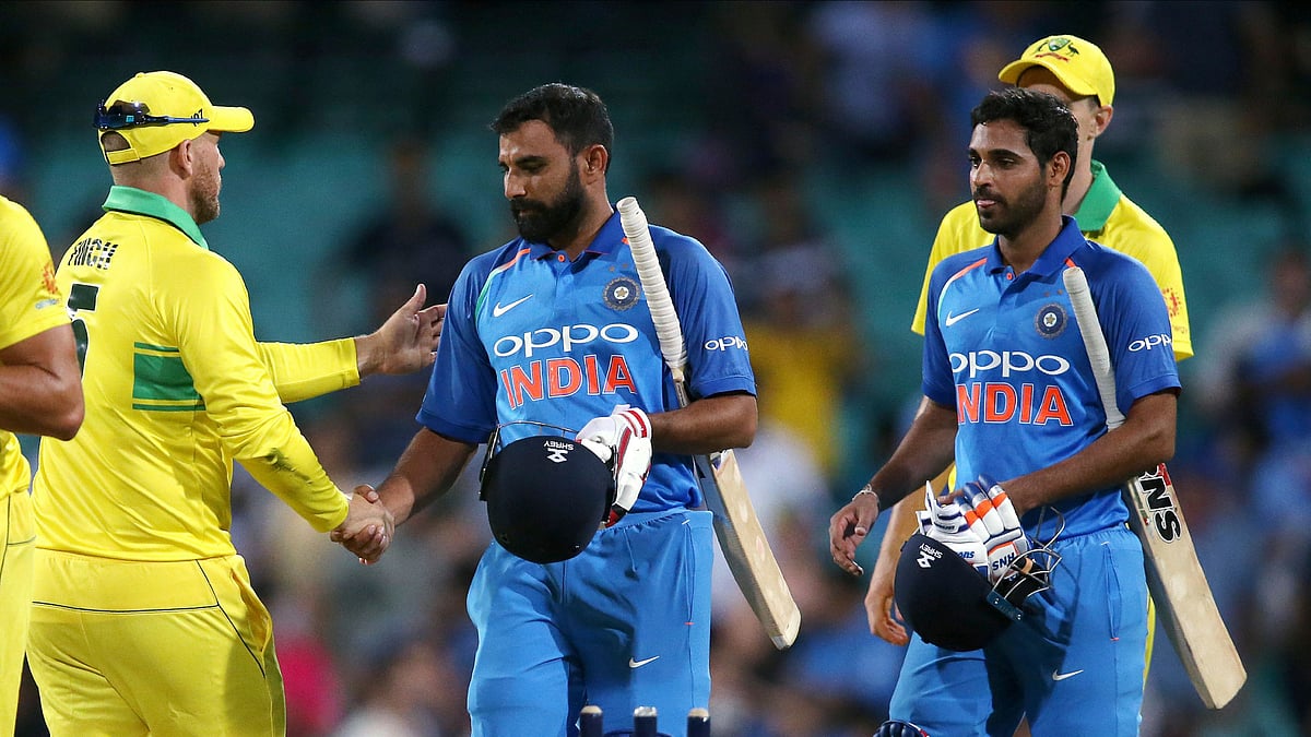 Electing to bat, Australia posted 288 for five at the Sydney Cricket Ground.