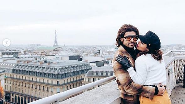 Gurmeet Choudhary and his wife Debina Bonnerjee during their Parisian holiday. 