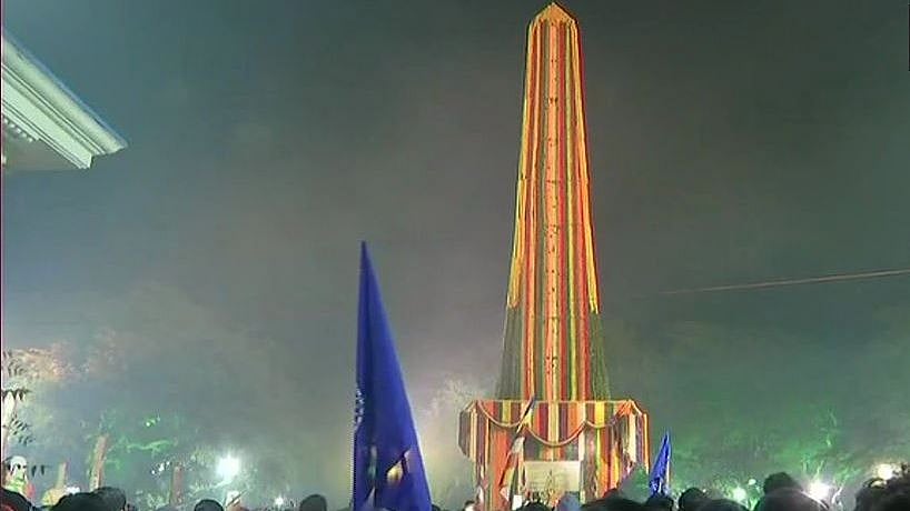 People visit ‘Vijay Stambh’ on the 201st anniversary of the Bhima Koregaon battle.