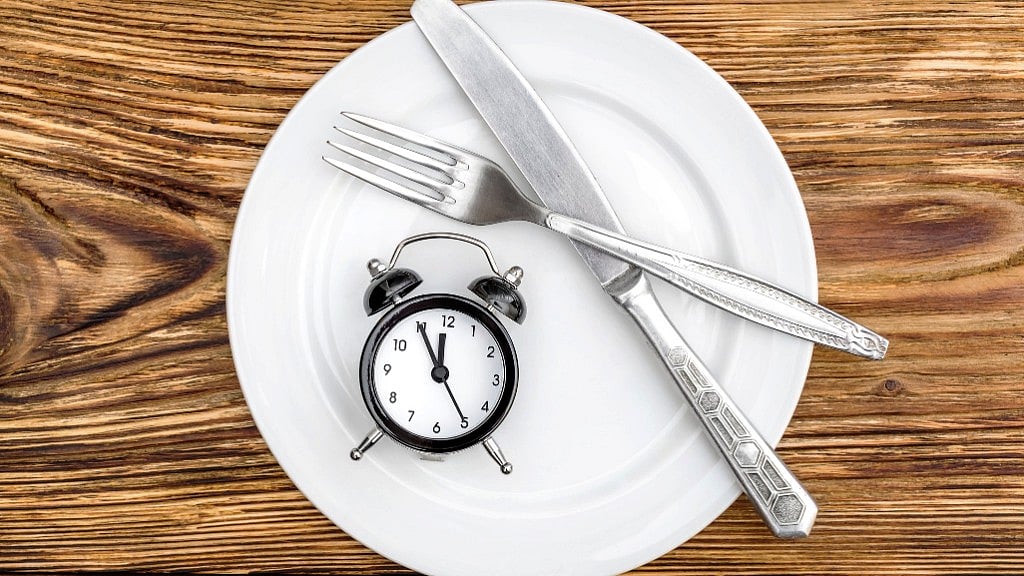 <div class="paragraphs"><p>Check out the list of pros and cons of Intermittent fasting.</p></div>