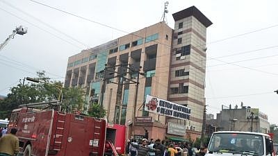 Noida: Firefighting operations underway at the Metro Hospital where a massive fire broke out, in Noida Sector 12 on 7 Feb 2019. 