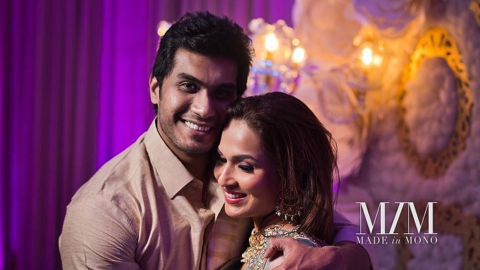 Soundarya got married to Vishagan on 11 February 2019.