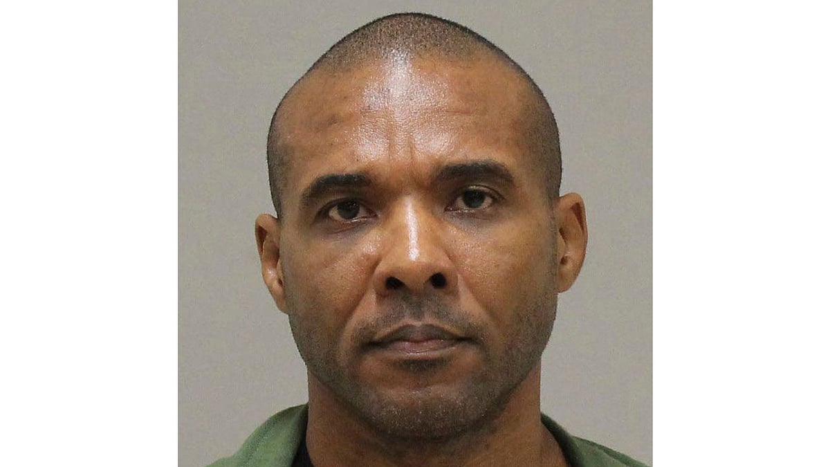 In this photo provided by the Kent County Michigan Sheriff’s office, Cedric Marks is pictured in a booking photo in Grand Rapids, Mich., dated Jan. 8, 2019. 