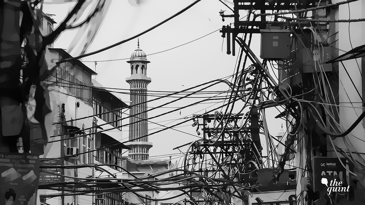 Known for its culture and lip-smacking food, Old Delhi is also a nightmare for firefighters.