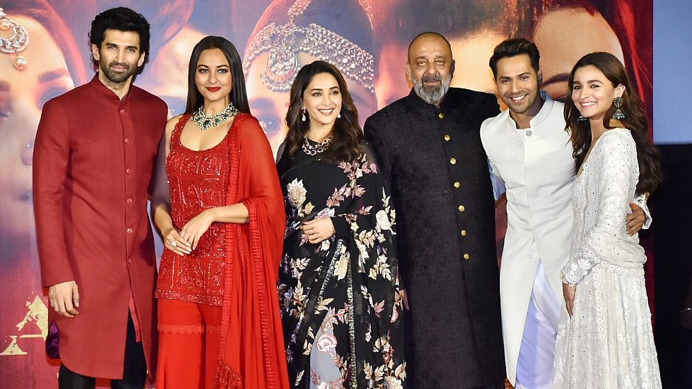 The cast of <i>Kalank</i>.